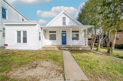 206 Depot St, Youngwood, PA 15697