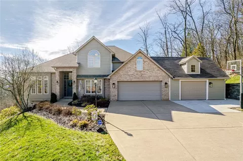 5023 Havenwood Dr, Greensburg, PA 15601