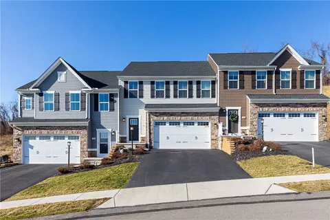 160 Legacy Dr, Canonsburg, PA 15317