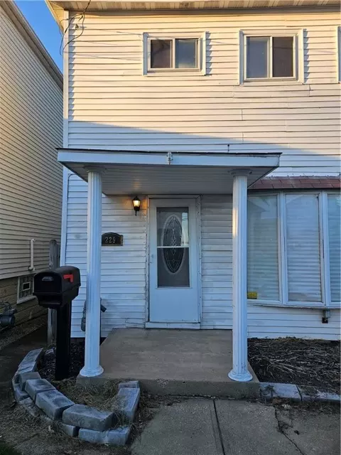 229 Smithfield St, Canonsburg, PA 15317