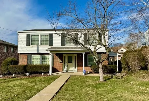 120 Woodlawn Dr, Homestead, PA 15120