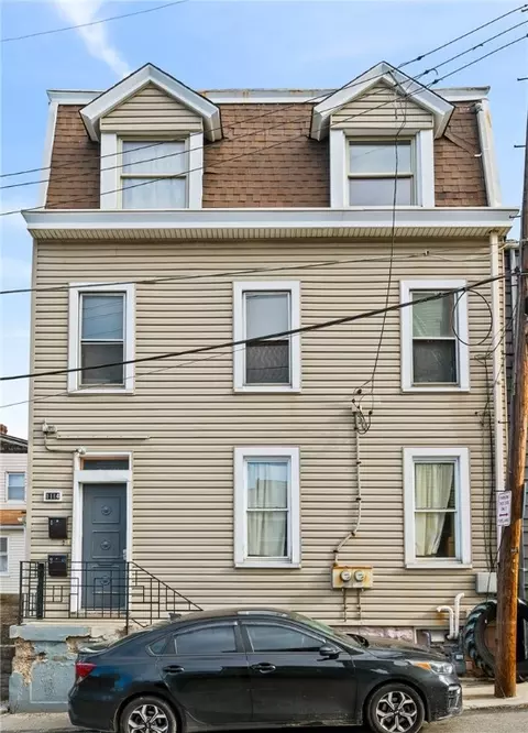 1114 Kilkenbeck St, Pittsburgh, PA 15212
