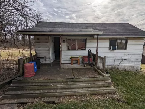 142 Tilford Rd, Pittsburgh, PA 15235