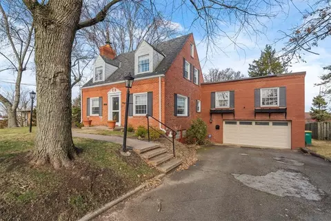 160 Gass Rd, Pittsburgh, PA 15229
