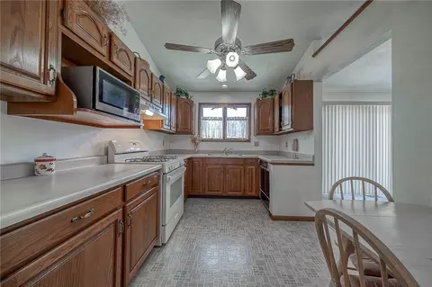 Kitchen - 2603 Timothy Dr, Export, PA 15632 photo 2 of 2