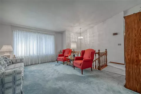 Living - 2603 Timothy Dr, Export, PA 15632 photo 2 of 6