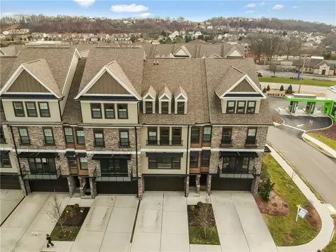 Exterior - 364 Highpointe Dr, Seven Fields, PA 16046 photo 3 of 9
