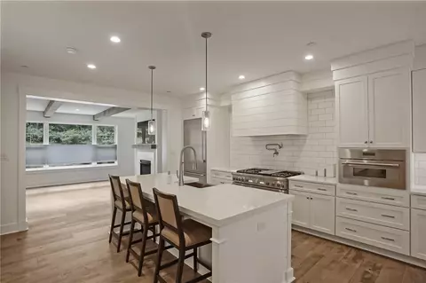 Kitchen - 364 Highpointe Dr, Seven Fields, PA 16046 photo 10 of 11