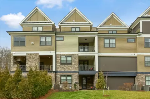 Exterior - 364 Highpointe Dr, Seven Fields, PA 16046 photo 8 of 9