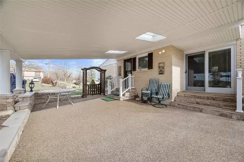 Exterior - 65 Blair Rd, Eighty Four, PA 15330 photo 7 of 13