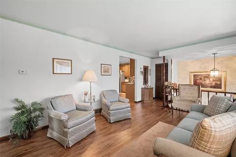 Living - 65 Blair Rd, Eighty Four, PA 15330 photo 2 of 13