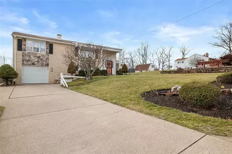 Exterior - 65 Blair Rd, Eighty Four, PA 15330 photo 4 of 13