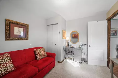 Living - 65 Blair Rd, Eighty Four, PA 15330 photo 5 of 13