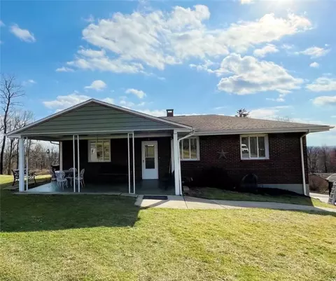 1241 Center St, White Oak, PA 15131