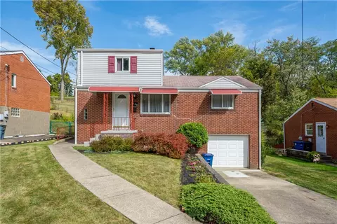 236 Meadowdell Dr, Pittsburgh, PA 15227