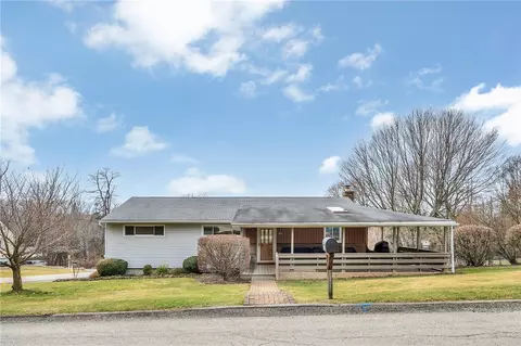 338 Crescent Dr, Greensburg, PA 15601