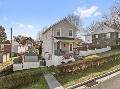 600 Patterson Ave, Jeannette, PA 15644