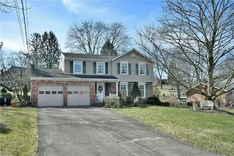 106 Lansdowne Dr, Moon Township, PA 15108