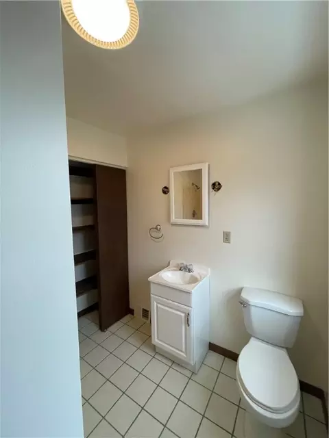 Bath - 147 Todd Rd, Freeport, PA 16229 photo 11 of 11