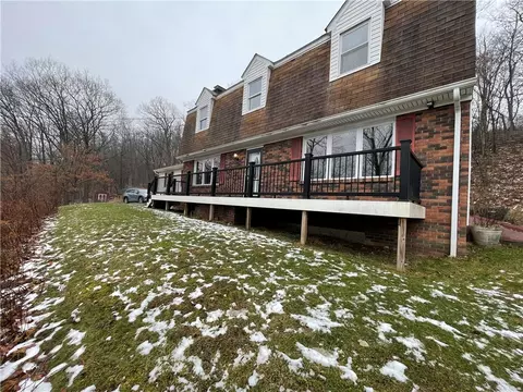 Exterior - 147 Todd Rd, Freeport, PA 16229 photo 3 of 9