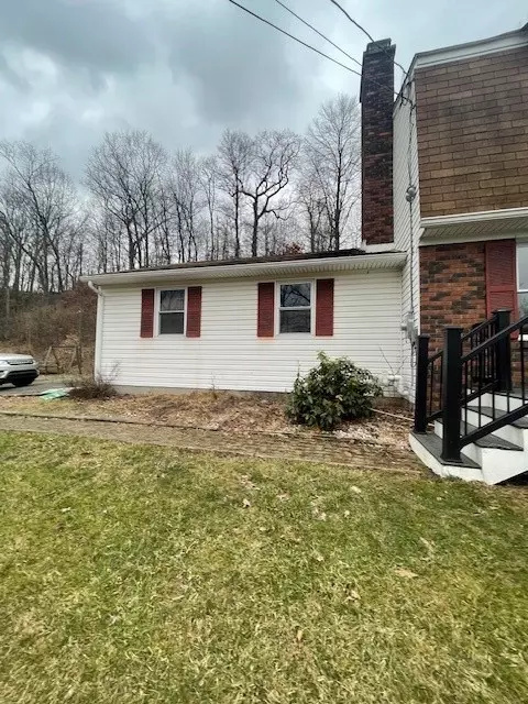 Exterior - 147 Todd Rd, Freeport, PA 16229 photo 2 of 9