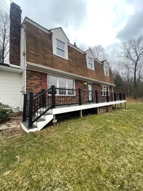 Exterior - 147 Todd Rd, Freeport, PA 16229 photo 4 of 9