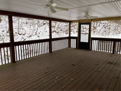 Exterior - 147 Todd Rd, Freeport, PA 16229 photo 7 of 9