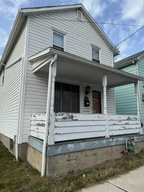 414 Mary St, Latrobe, PA 15650