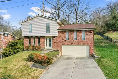 146 Loire Valley Dr, Pittsburgh, PA 15209