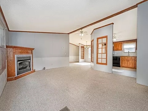 120 Dance Hall Dr, Apollo, PA 15613 photo 9