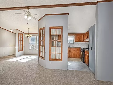 120 Dance Hall Dr, Apollo, PA 15613 photo 8