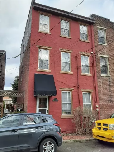 1121 Mary Ann St, Pittsburgh, PA 15203