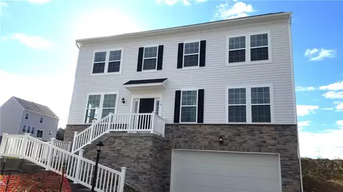 116 Holy Cross Dr, Imperial, PA 15126