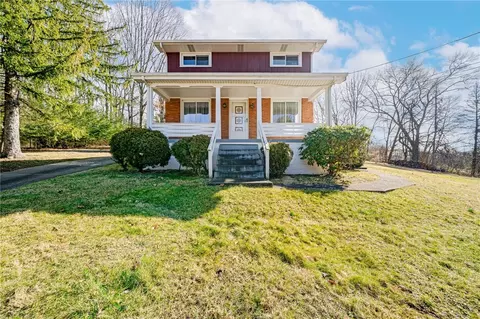 224 Ashbaugh Rd, Jeannette, PA 15644