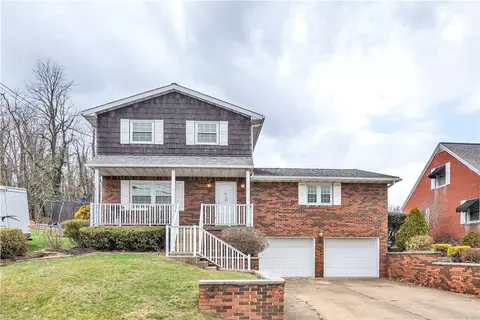1001 Ohio Ave, Jeannette, PA 15644