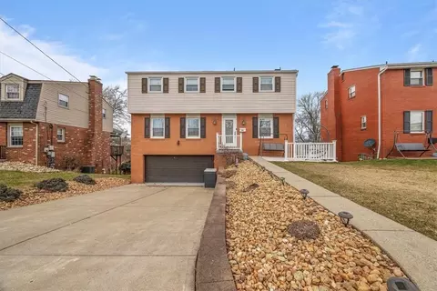 42 Julie Dr, Pittsburgh, PA 15227