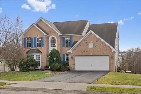 805 Deep Lake Dr, Cranberry Township, PA 16066