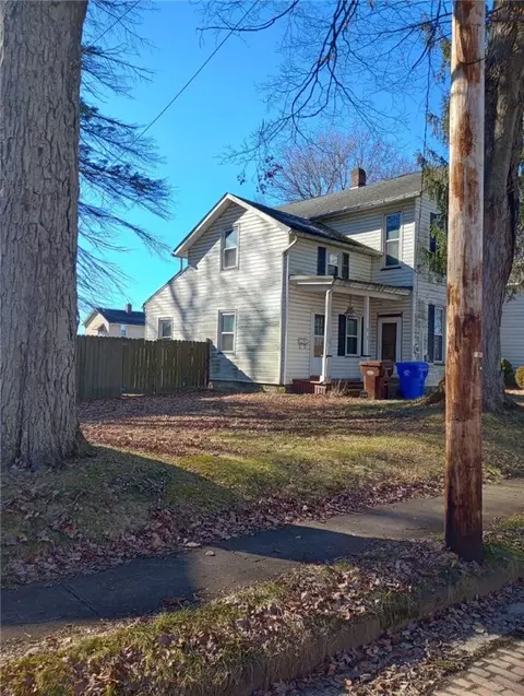207 Clinton, Greenville, PA 16125