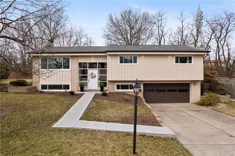 407 Schars Ln, Pittsburgh, PA 15237