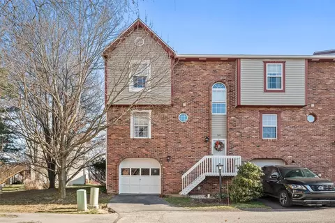 508 Carters Grove Dr, Gibsonia, PA 15044