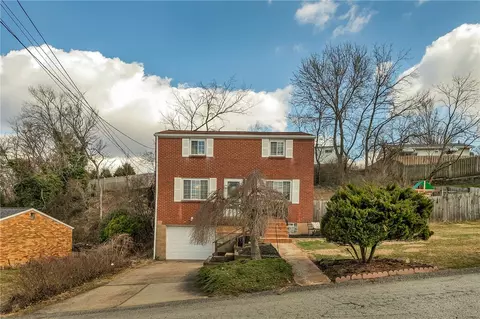 124 Lois, Verona, PA 15147