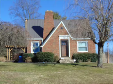 59 Donora Rd, Monongahela, PA 15063