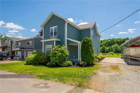110 3rd St, Elco, PA 15434