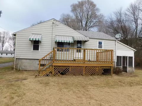 748 E Main St Ext, Grove City, PA 16127