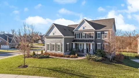 200 Durrow Ct, Mars, PA 16046
