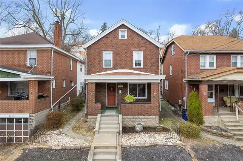 2424 Starkamp St, Pittsburgh, PA 15226