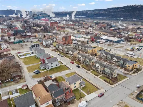 View/Area - 438 4th St, Braddock, PA 15104 photo 1 of 2
