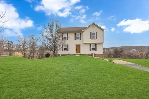 Exterior - 154 Cedar Ridge Dr, Monaca, PA 15061 photo 2 of 9