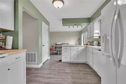 Kitchen - 154 Cedar Ridge Dr, Monaca, PA 15061 photo 1 of 6