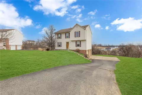 Exterior - 154 Cedar Ridge Dr, Monaca, PA 15061 photo 3 of 9